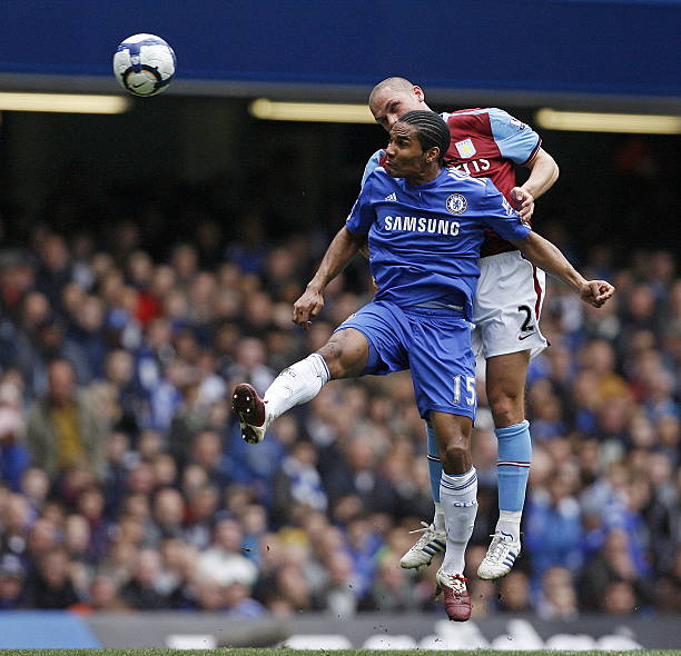 件曼联复古 件曼联复古